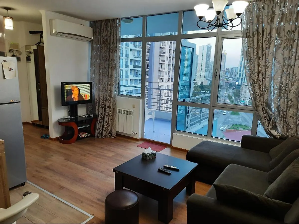 Уютная Квартира У Моря Batumi Apartment